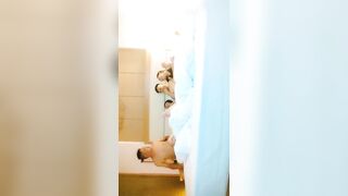2 anh em đổi vợ với nhau để đụ.