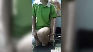 Em học sinh love 11 vừa đi học về đã phải show cho ny xem