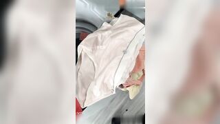 Sau khi xem video tự thỏa mãn của em gái, hắn ta trở nên dâm dục và biến cô thành nô