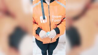 Gạ địt chị gái giao hàng nhanh địt nhau vú to lồn dâm nhiêu nước địt bắn tinh đầy lồn