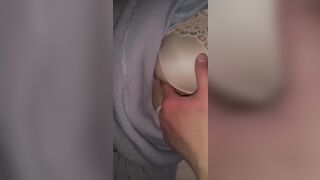 Có con bạn thân nhậu say dô là ngủ như chết tha hồ mà địt