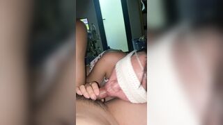 Bạn thân kêu Nằm im tận hưởng