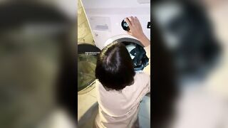 Vợ Chồng Son Cùng Nhau Ra Giặc đồ