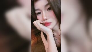 Chén được em ghệ xinh như này thì không còn hối tiếc