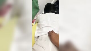 Nôn Quá Giờ Lỡ Xe Luôn Cái Quần áo Dài Của Bé , Giờ Phải Mua đền