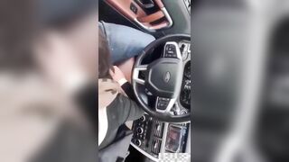 Clip Sex Gái xinh liếm buồi điêu luyện cực nứng