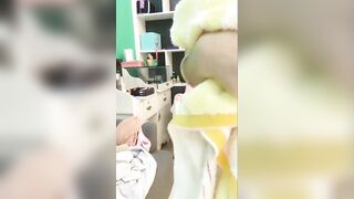 Thiếu nữ tàu khựa show hàng khoe hàng