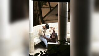 Bạn bè gì ra công viên bú cu bắn luôn tinh vào mồm bị quay được