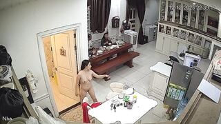 đm ở nhà có cả bố chồng với con mà em nó như thế này - phần 1