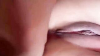 Địt lồn múp sướng tê cả chim