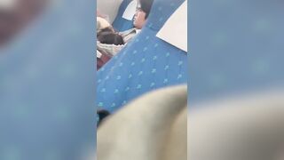 Đi xe gặp cảnh này nứng hết lồn cũng muốn vào bú cu cho anh luôn