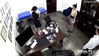 Hack cam mấy em teen  đi phỏng vấn check thân thể