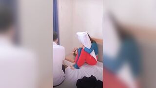 Cô Giáo  Nứng Lồn Đụ Nhau Với  Học Sinh Bị Bắt Tại Nhà Nghỉ