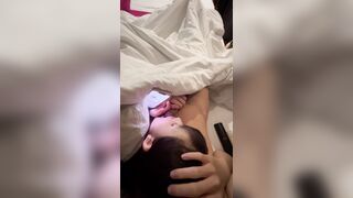 nghịch điện thoại em còn nghịch cả con cặc của anh