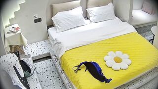 Lắp cam quay lén trg phòng nhỏ e họ phát hiện cứ k có ng ở nhà là lại rủ bồ về đụ #1