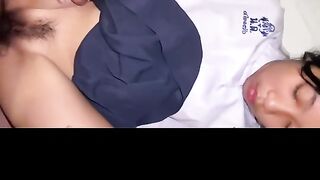 Học sinh *** và thầy giáo