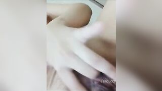 bé hs mới lớn , thủ dâm, kêu gào tên dượng, trong cơn mê