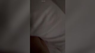con bạn thân say rượu bị đè ra nhét cặc vào mồm