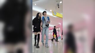 Quay lén quần lót các em xinh tươi giữa thanh thiên bạch nhật - phần 6