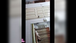 Cặp bưởi chị gái U40 vẫn căng tròn