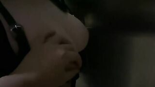 Thang máy bị hỏng, Được Quản lý Cho Bóp thử Vú To tròn quay video Mà ko cho djt