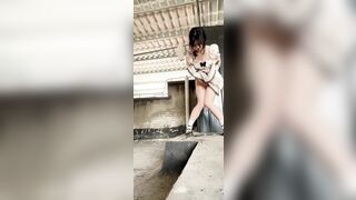 Teen Sinh viên China, Vào nhà người lạ đái bậy ko mặc quần lót loli mình dây