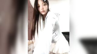 Mới lớn mà đã dâm cỡ này rồi 3