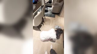 Em gái việt nam 19 tuổi bị lừa bán vào khu tự trị cam.