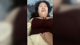 Dụ anh bạn thân của chồng về nhà địt mình đã thiệc