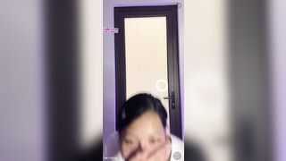 Phòng live của bé idol Tôm Chiên,em mặc nữa che nữa hở vs cái dáng ấy nhìn mê quá #6