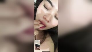Vú to thủ dâm 392