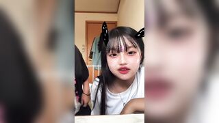 sinh viên nhật bản thủ dâm bán quạt