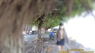 gái xinh khỏa thân đi dạo mua đồ public
