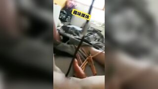 em học sinh vì nứng lồn mà cái gì em cũng nhét vào