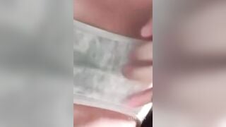 e còn ngây thơ lắm , đã biết gì đâu