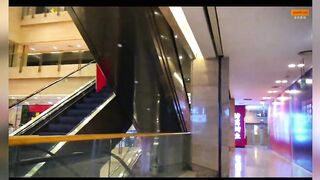 gái xinh đi đái nhìn còn nứng hơn chịch - phần 3