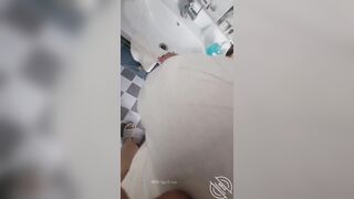 Đang ngủ bị thằng anh kế xông vào gọi dậy bú cu xong doggy