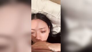 Ngồi lên miệng bắt chị họ phải bú cu