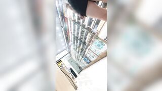 tiếp siêu phẩm quay lén quần sì nhân viên TGDĐ ĐMX bé nào cũng ngon - phần 1