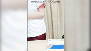 “Ơ sao bảo sang học mà, làm cái đéo gì thế”