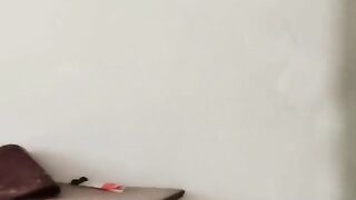 Đang địt nhau mà thằng ny của em lại đem đồ ăn đứng trước cửa