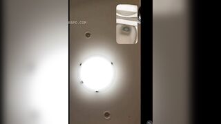Yêu xa mỗi lần nứng là phải call thủ dâm