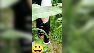 Hiếp dâm ngoài bụi
