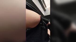 Lần đầu dắt chó cái dâm ra ngoài chơi public cực sướng #1
