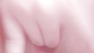 Vừa móc vừa đái là có thật