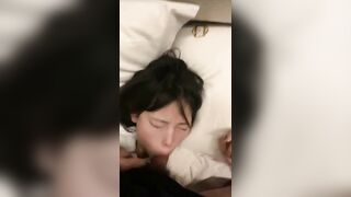 được con bạn thân mút cặc cho sướng xuất luôn vào mồm