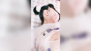Em gái mới lớn lồn múp bị anh họ dụ dỗ chơi loạn luân