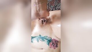 MASAGE MÓC LỒN CHO MẸ VỢ