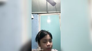 Em chuppy mới lớn móc lồn thủ dâm rên rỉ cực nứng 3