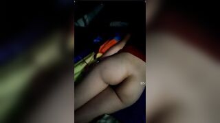 e vợ ngủ truồng lẻn vào sờ bướm